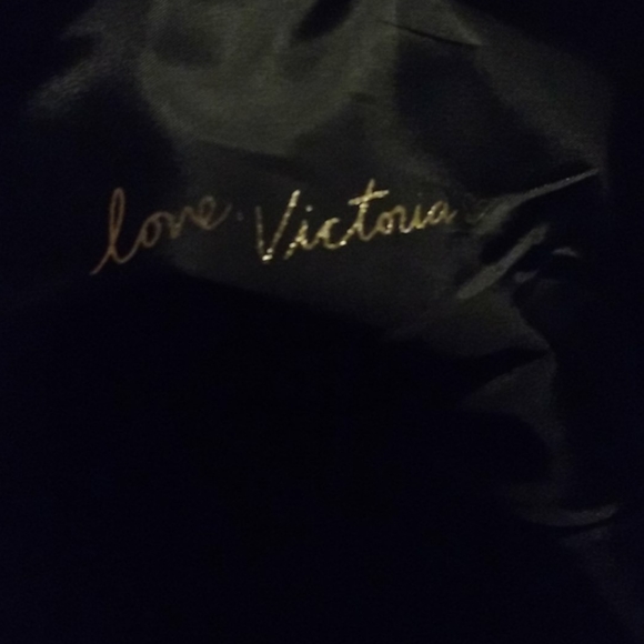 Victoria secret  big bag with makeup bag - Picture 6 of 8